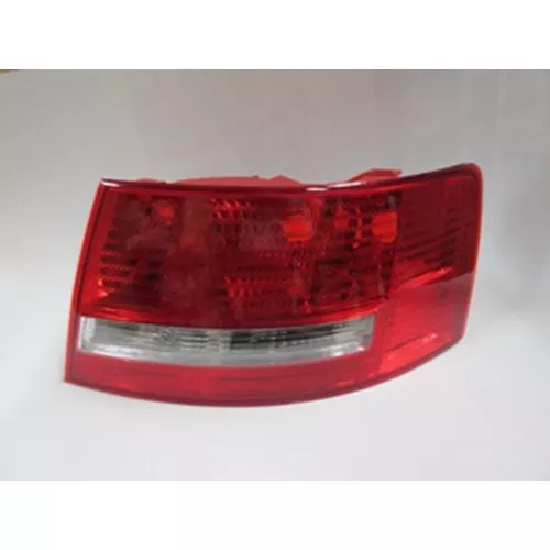 4F5945096F Audi A6 05/09  Stop Lambası Sağ Kırmızı/Beyaz/Ledsiz (Famella) - Ankara Ostim Yedek Parça